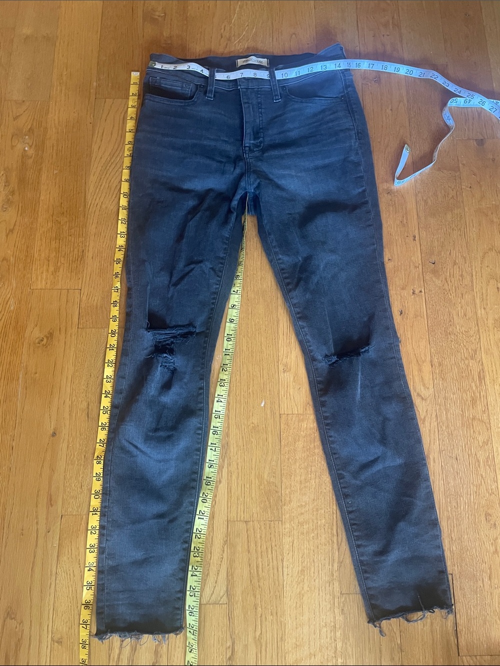 Madewell Washed Black Ripped Skinny Jeans - Women